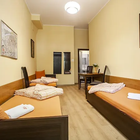 Momotown Privates Couette-café Cracovie